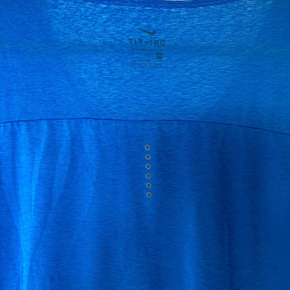 Nike DRI-FIT Tissue T-shirt - Picture 5 of 8